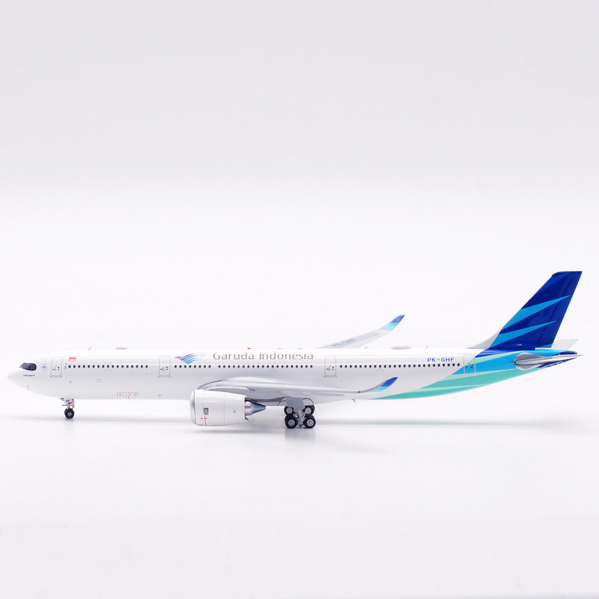 1/400 Garuda Indonesia A330-900NEO PK-GHF AV4413 - image 4