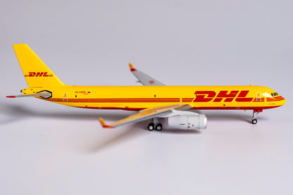 1/400 DHL Tu-204-100S RA-64024 NG40005