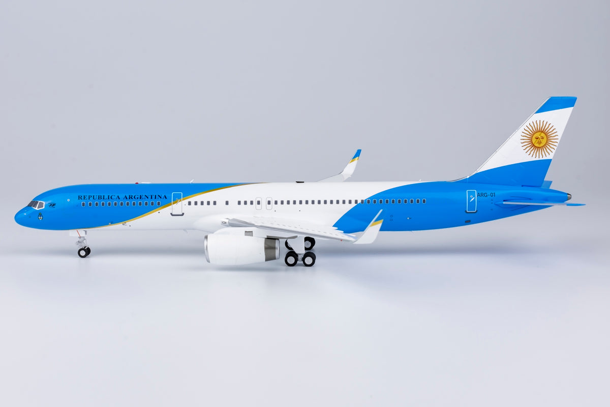 1/200 FAA Boeing 757-200 ARG-01 NG42001