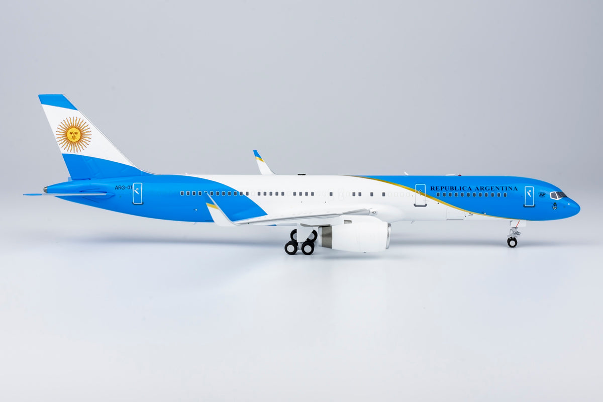 1/200 FAA Boeing 757-200 ARG-01 NG42001