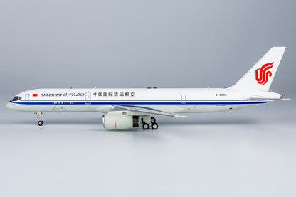1/200 Air China Cargo Boeing 757-200 B-2836 NG42011