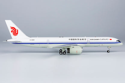 1/200 Air China Cargo Boeing 757-200 B-2836 NG42011