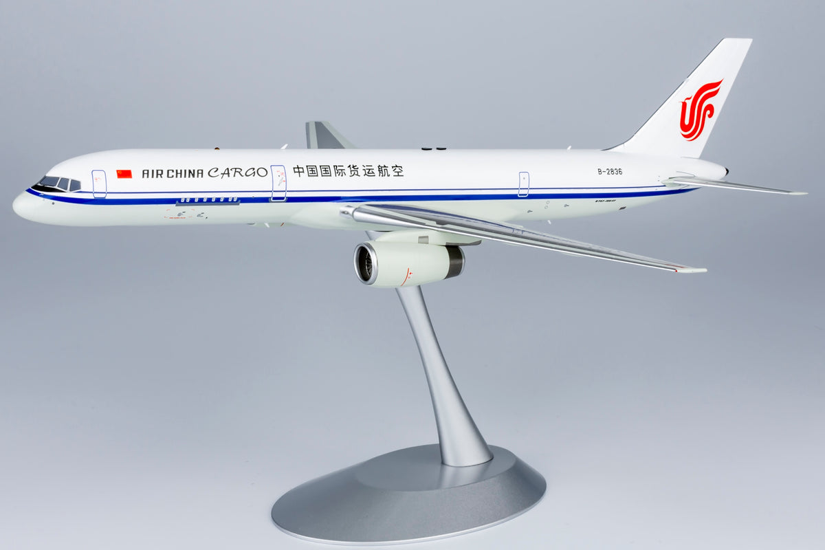 1/200 Air China Cargo Boeing 757-200 B-2836 NG42011