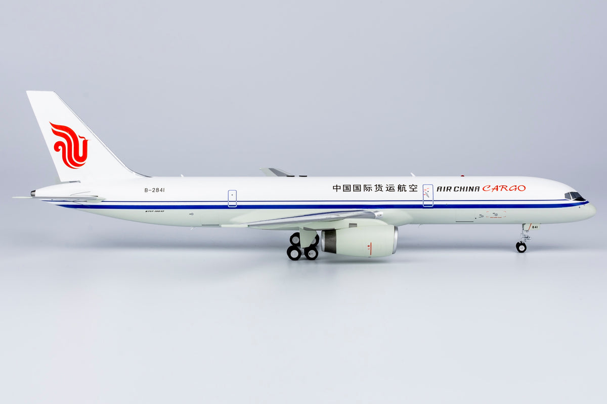 1/200 Air China Cargo Boeing 757-200 B-2841 NG42012