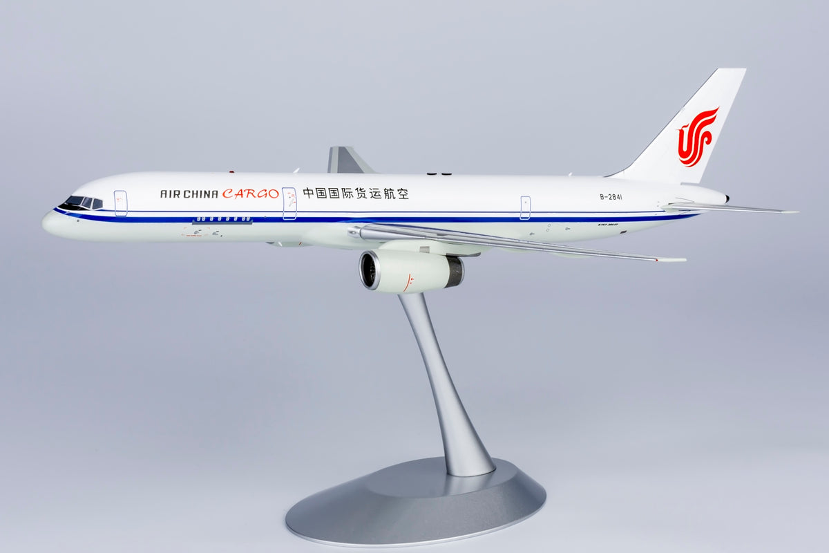 1/200 Air China Cargo Boeing 757-200 B-2841 NG42012
