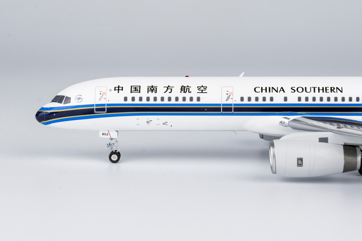 1/200 China Southern Airlines Boeing 757-200 B-2853 NG42016