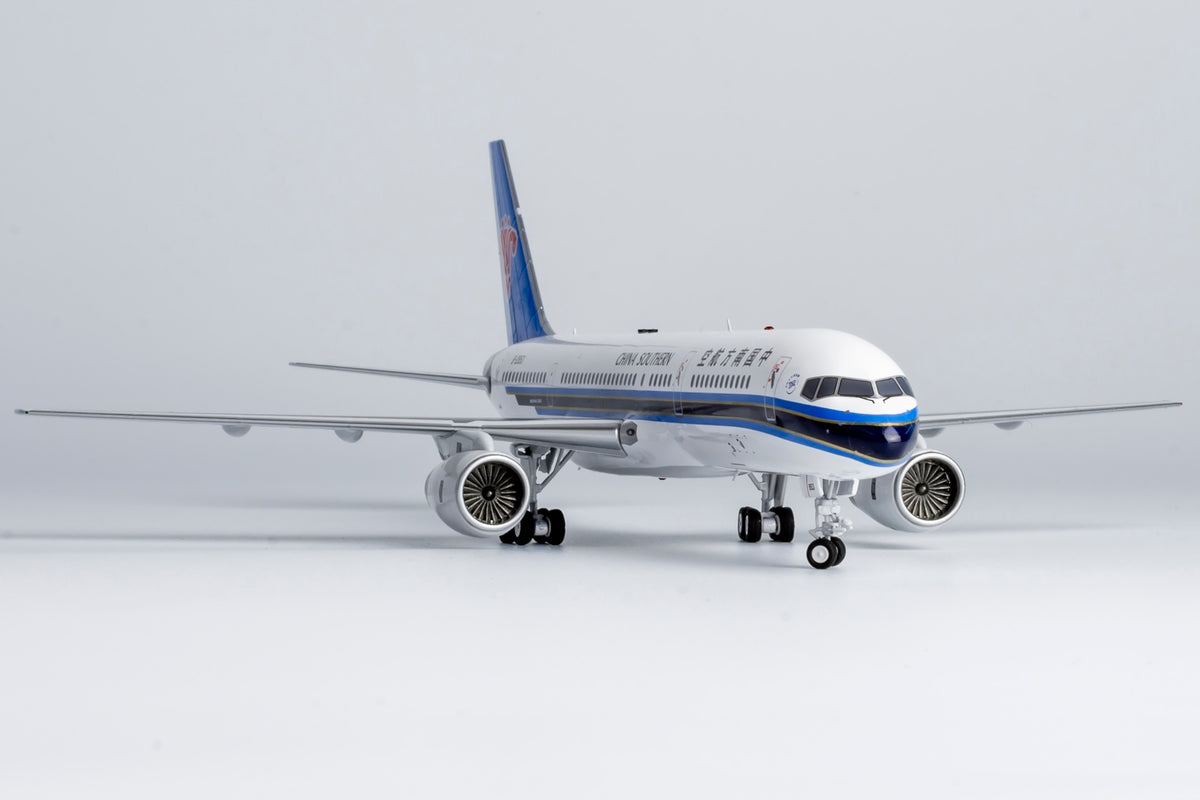 1/200 China Southern Airlines Boeing 757-200 B-2853 NG42016