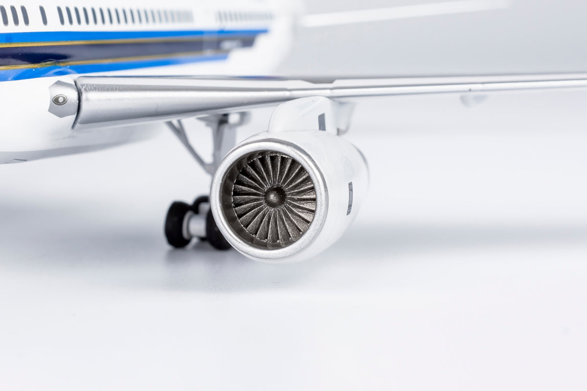 1/200 China Southern Airlines Boeing 757-200 B-2853 NG42016