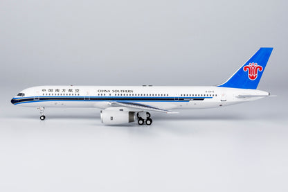 1/200 China Southern Airlines Boeing 757-200 B-2815 NG42017
