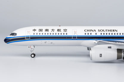 1/200 China Southern Airlines Boeing 757-200 B-2815 NG42017