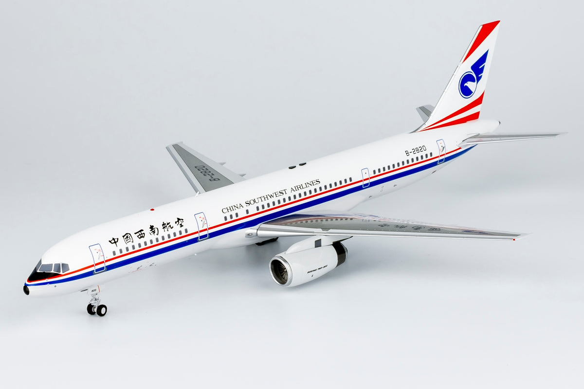 1/200 China Southwest Airlines Boeing 757-200 B-2820 NG42023