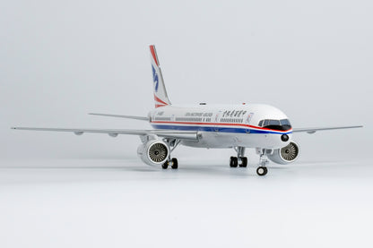 1/200 China Southwest Airlines Boeing 757-200 B-2820 NG42023