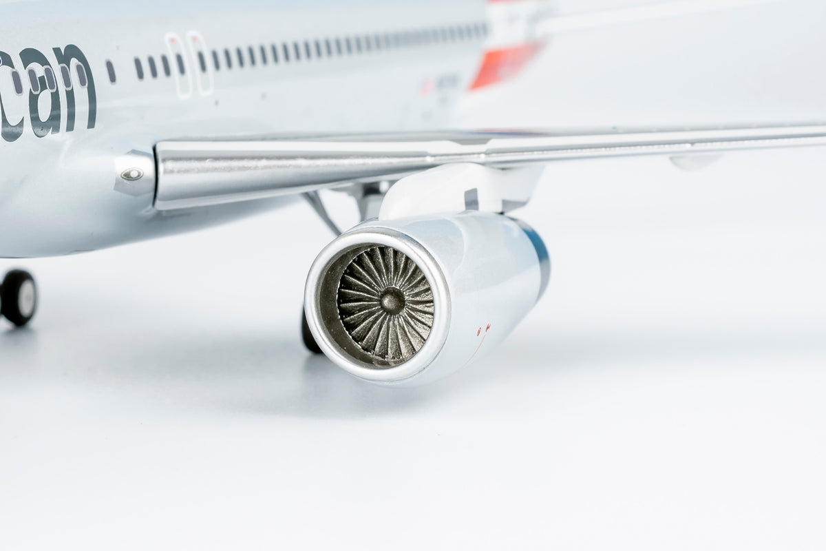 1/200 American Airlines Boeing 757-200 N187AN NG42033