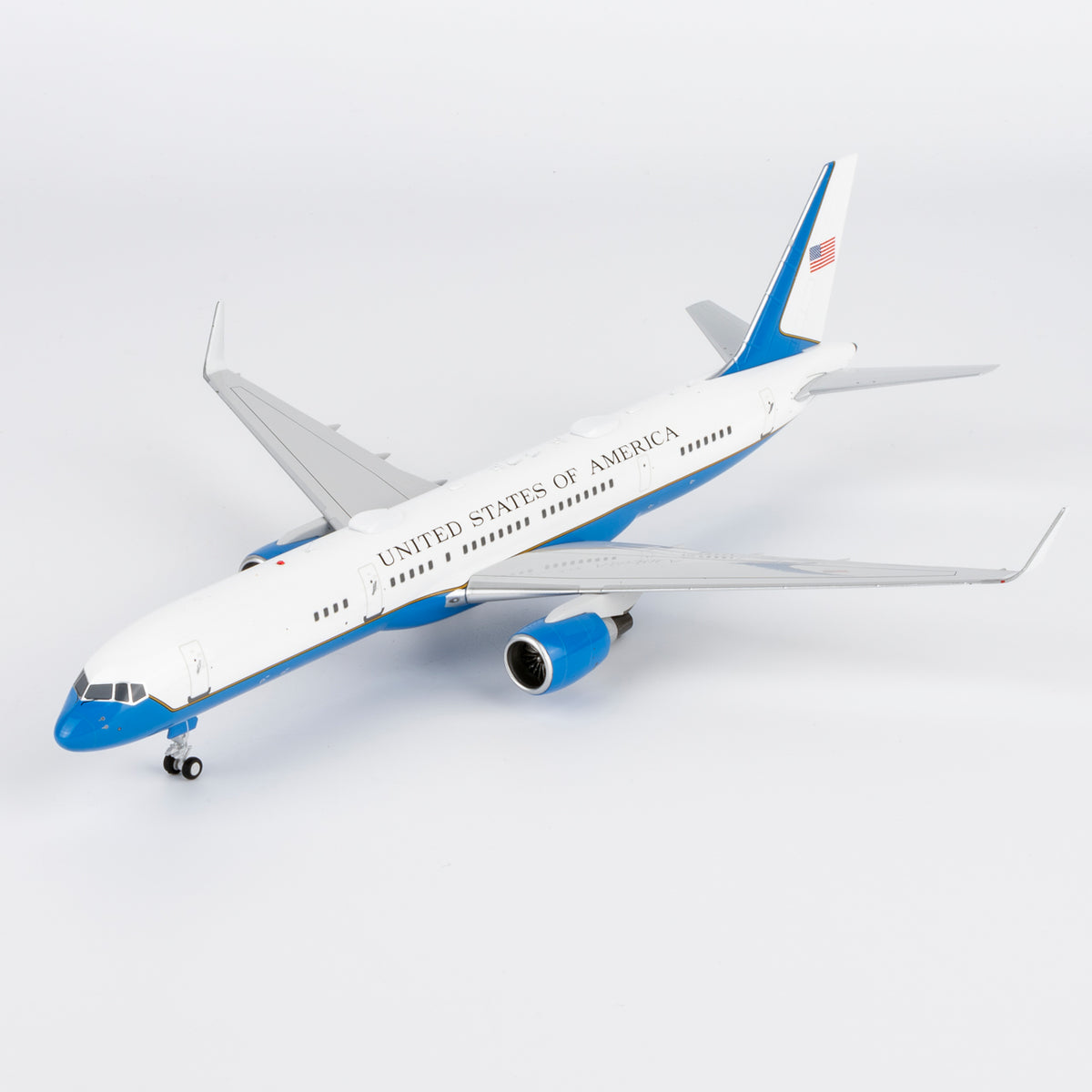 1/200 United States Air Force C-32A (757-200) 19-0018 NG42042