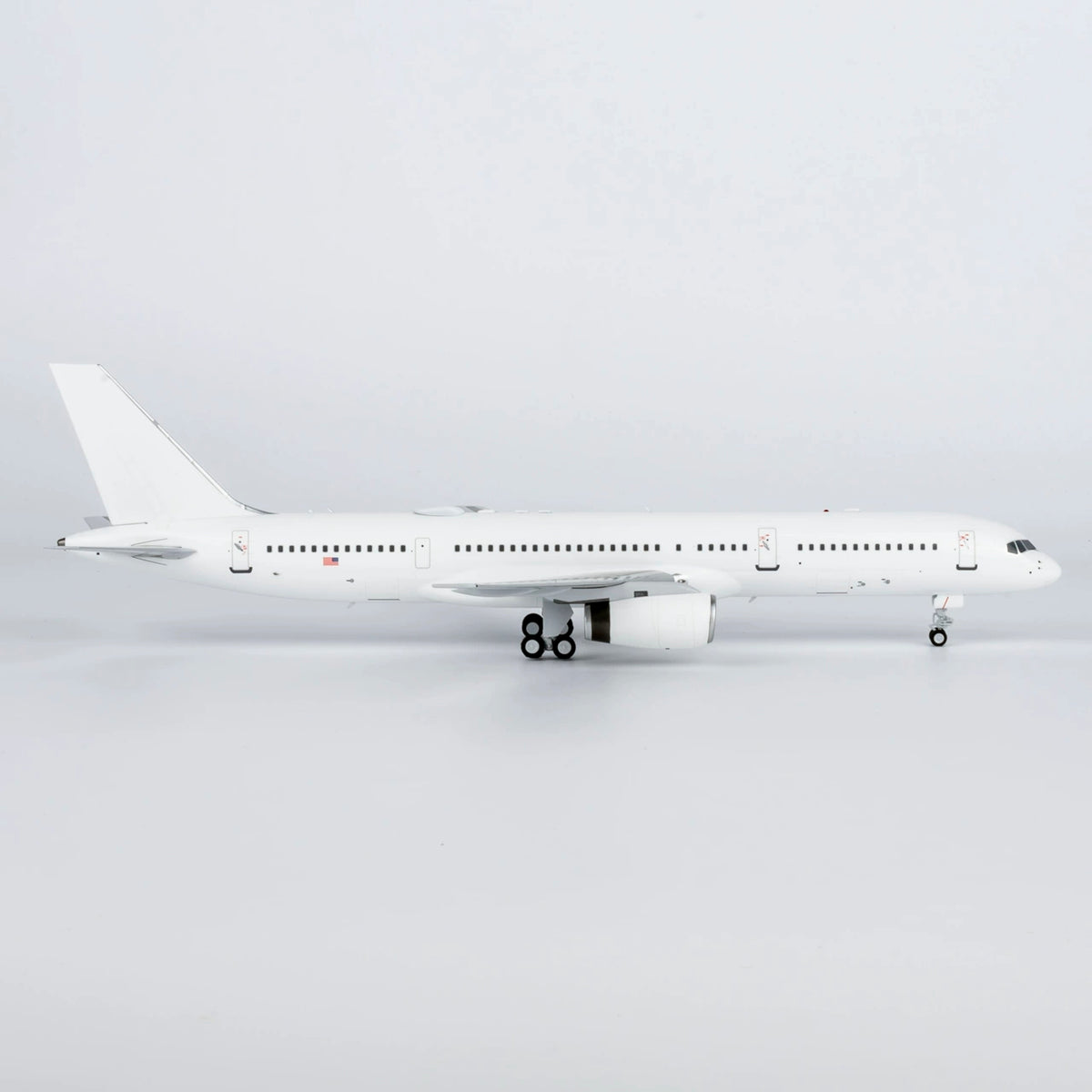 1/200 United States Air Force C-32B 00-9001 NG42043