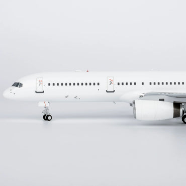 1/200 United States Air Force C-32B 02-4452 NG42045