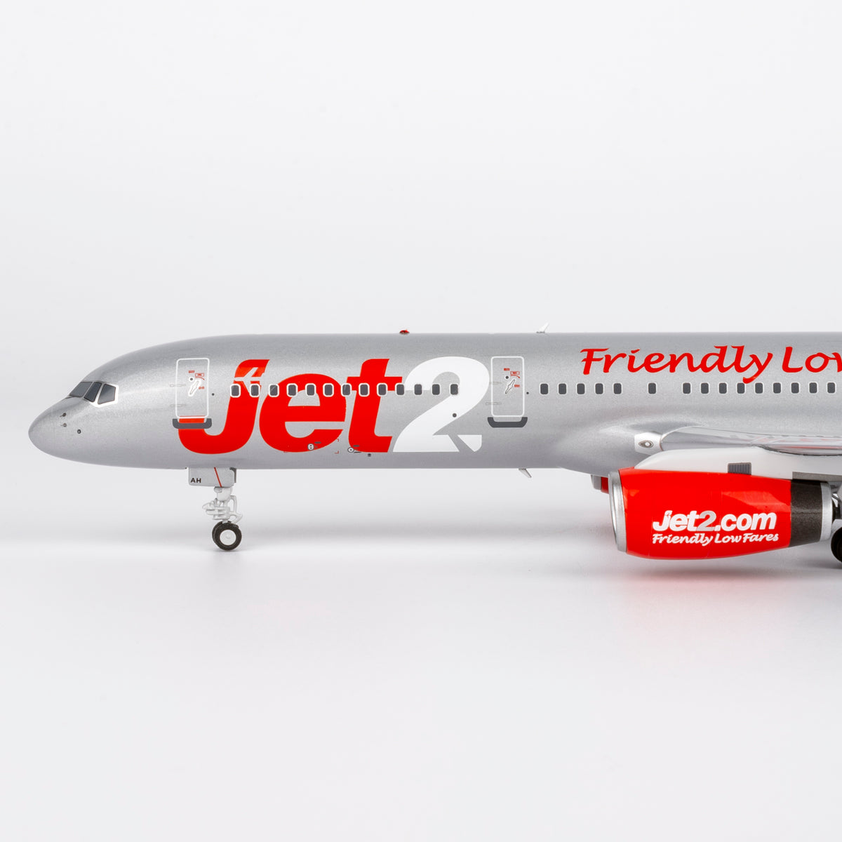 1/200 Jet2 Boeing 757-200 G-LSAH NG42053