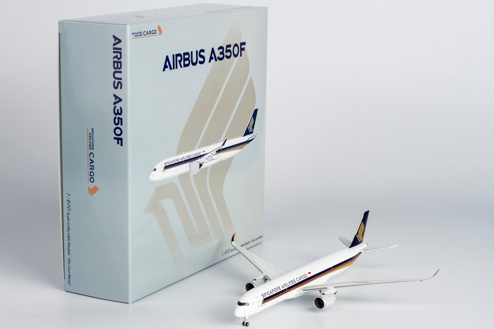 1/400 Singapore Airlines Airbus A350F "Cargo" NG46003 - cover