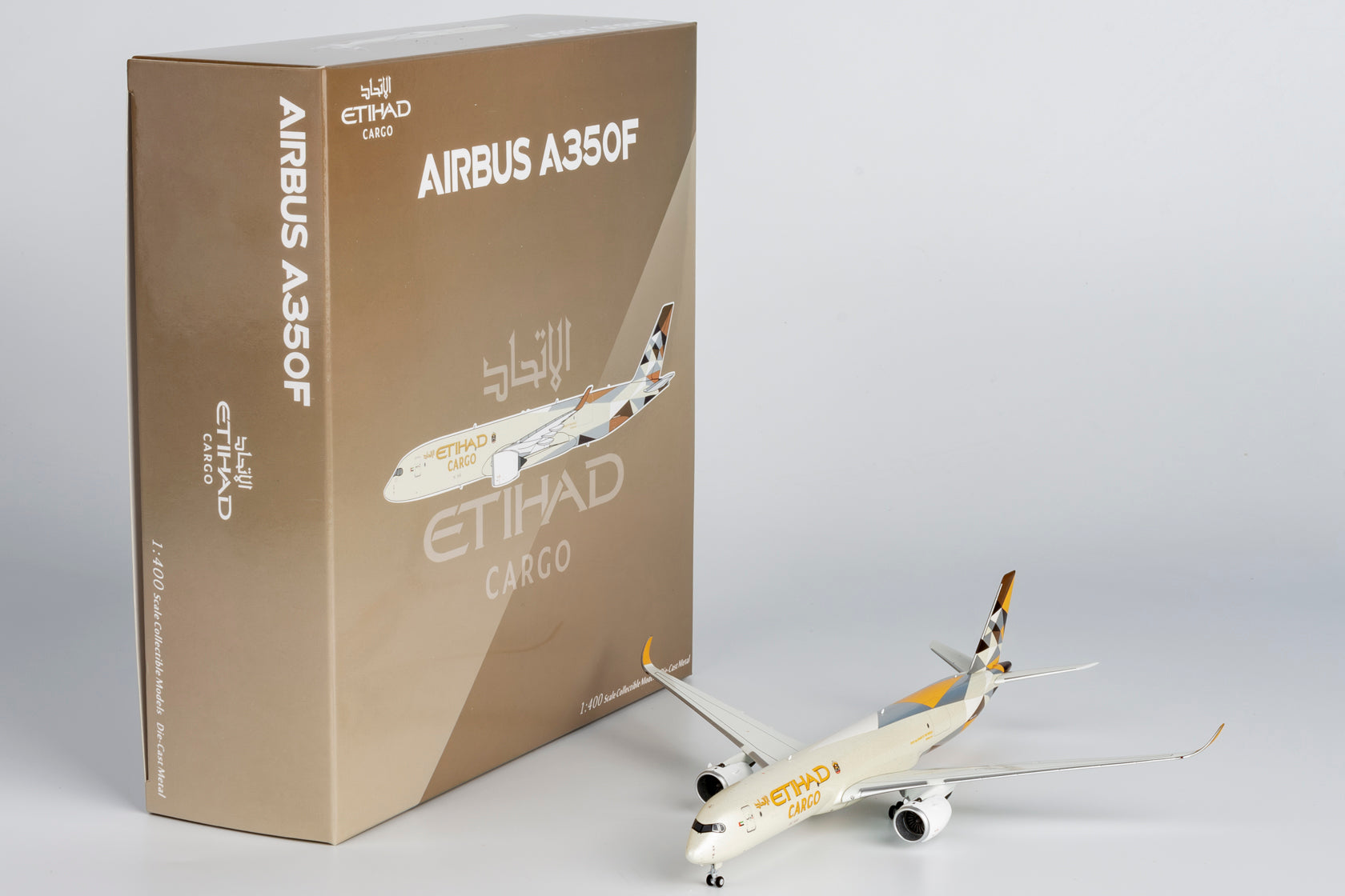 1/400 Etihad Airways Airbus A350F NG46006 - cover