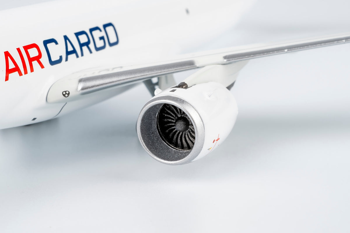 1/400 CMA CGM Air Cargo Airbus A350F NG46008