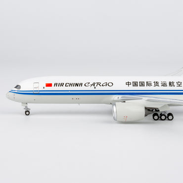 1/400 Air China Cargo Airbus A350 NG46011