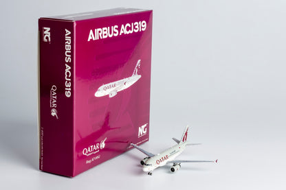 1/400 Qatar Airbus A319 A7-HHJ NG49007 - cover