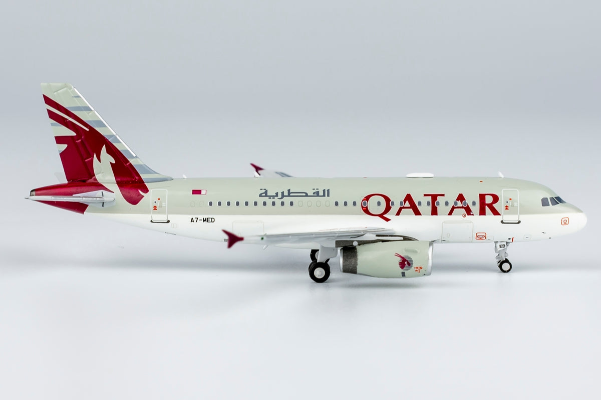1/400 Qatar Airbus A319 A7-MED NG49028