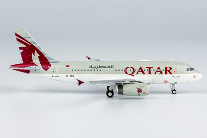 1/400 Qatar Airbus A319 A7-MED NG49028