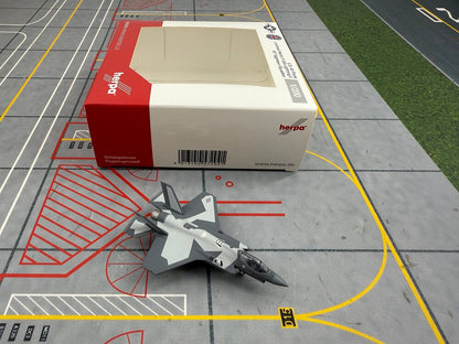 1/200 United States Air Force F-35A 11-5020 572941 - image 5