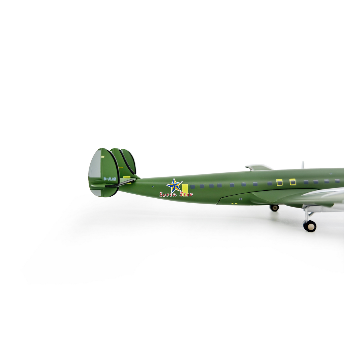 1/200 Lufthansa L-1649A D-ALAN 573863 - image 5