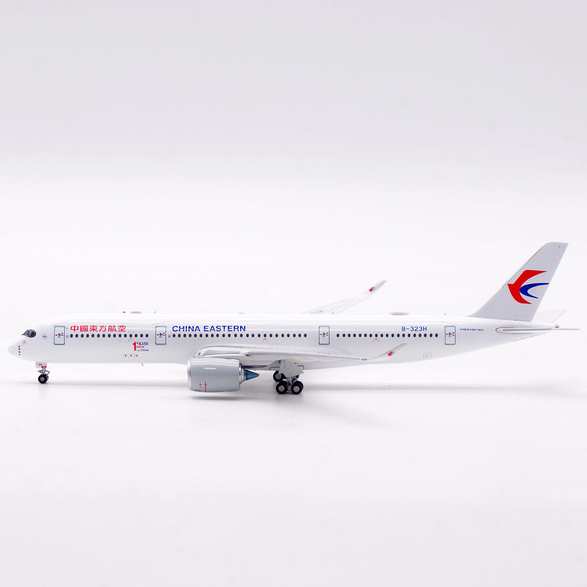 1/400 China Eastern Airlines A350-900 B-323H AV4119 - image 5