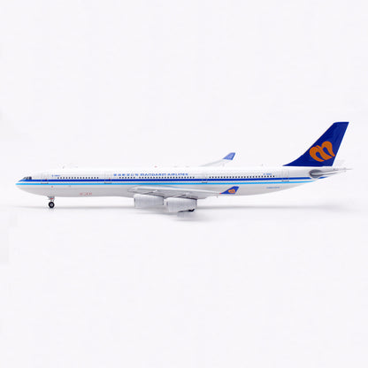 1/400 Mandarin Airlines A340-300 B-18851 AV4322 - image 5