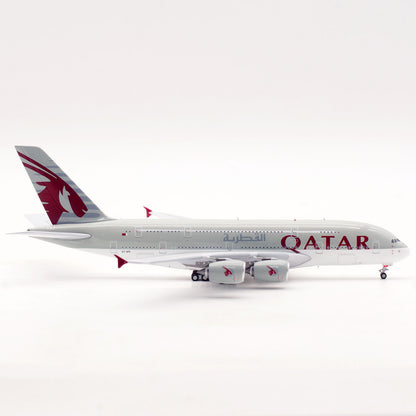 1/400 Qatar A380 A7-APE AV4429 - image 5