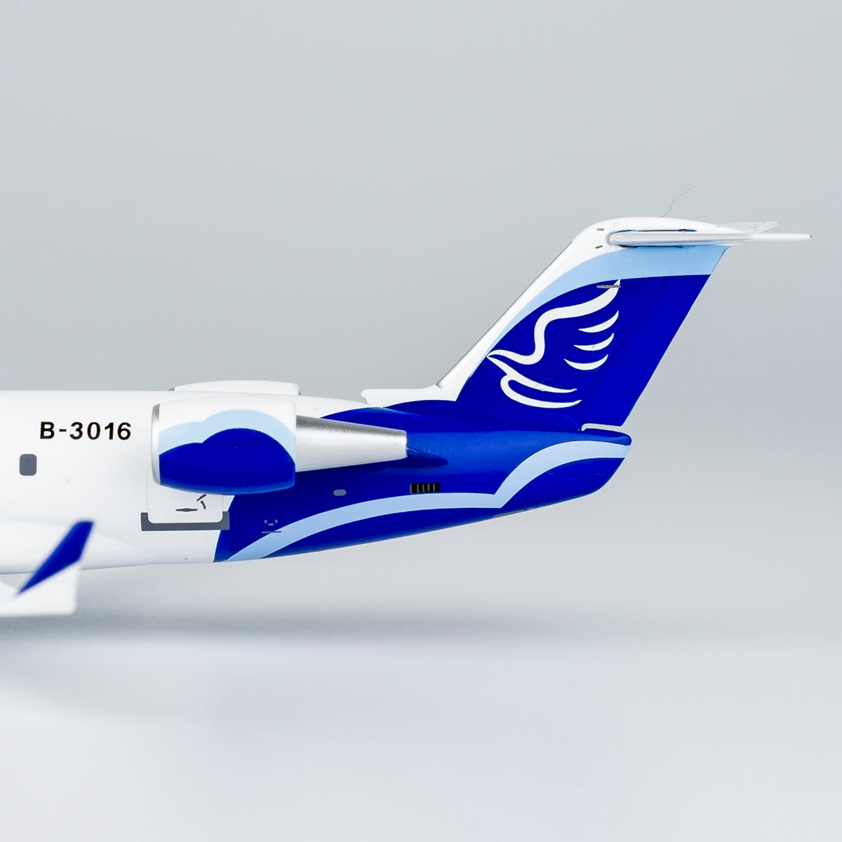 1/200 China Express Airlines ARJ21-700 B-3016 NG52061