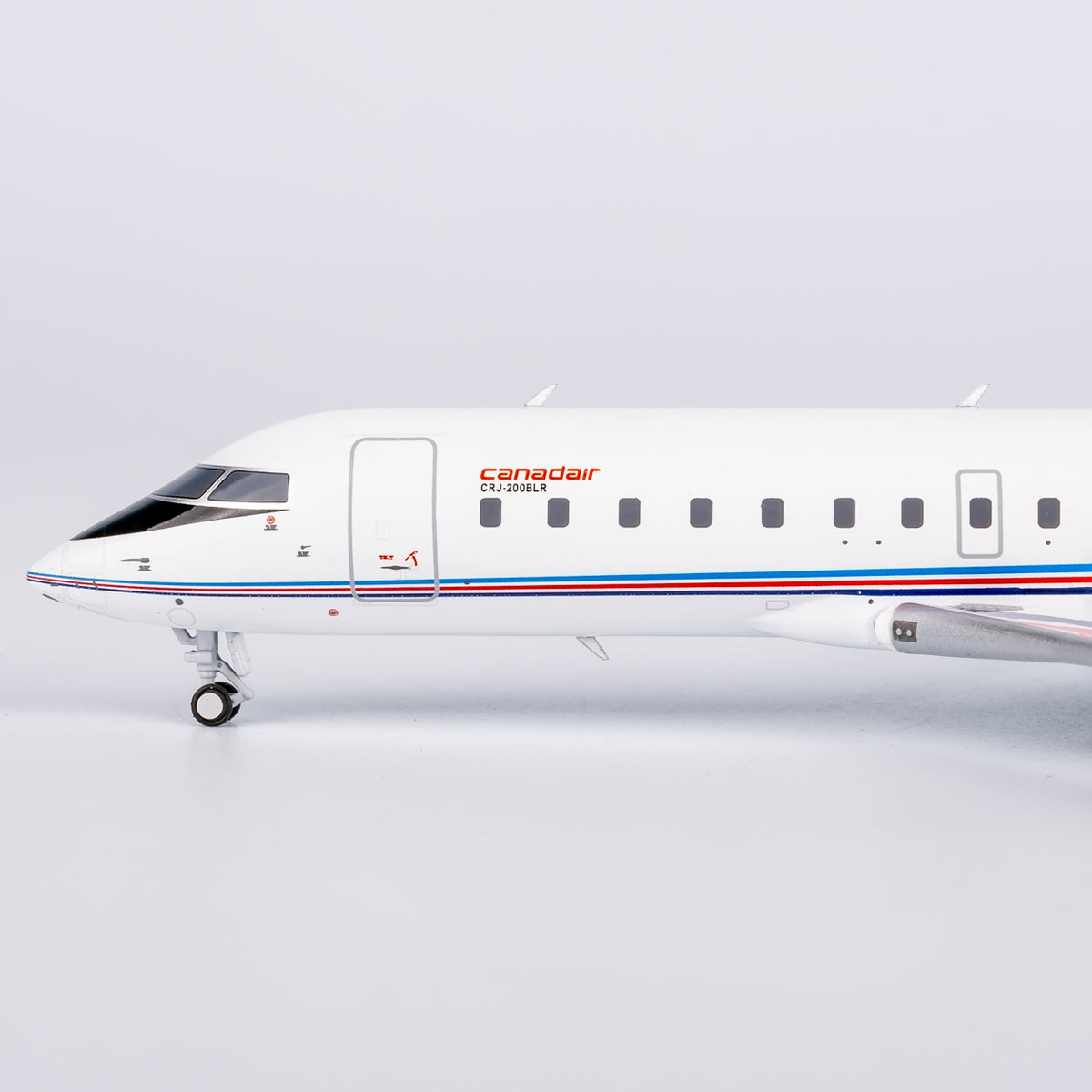 1/200 PLA Air Force CRJ-200LR B-4005 NG52091
