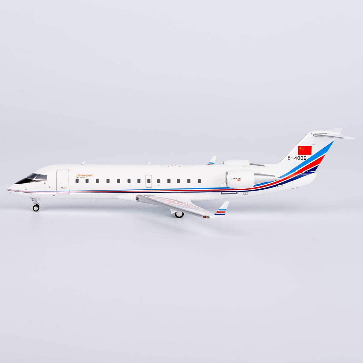 1/200 PLA Air Force CRJ-200LR B-4006 NG52092