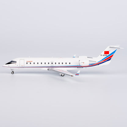 1/200 PLA Air Force CRJ-200LR B-4006 NG52092