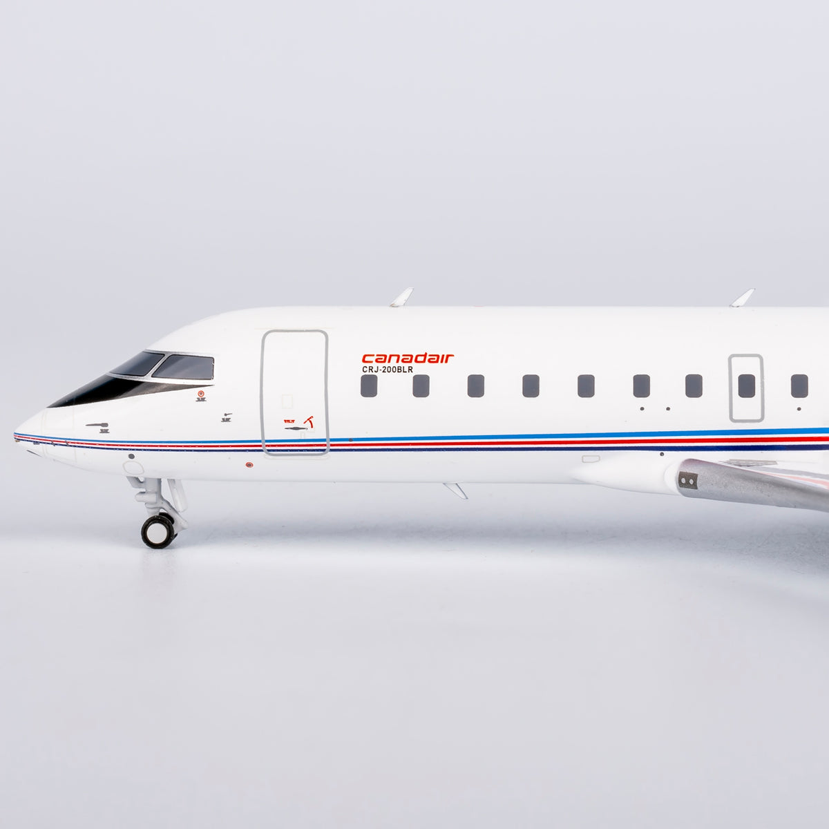 1/200 PLA Air Force CRJ-200LR B-4006 NG52092