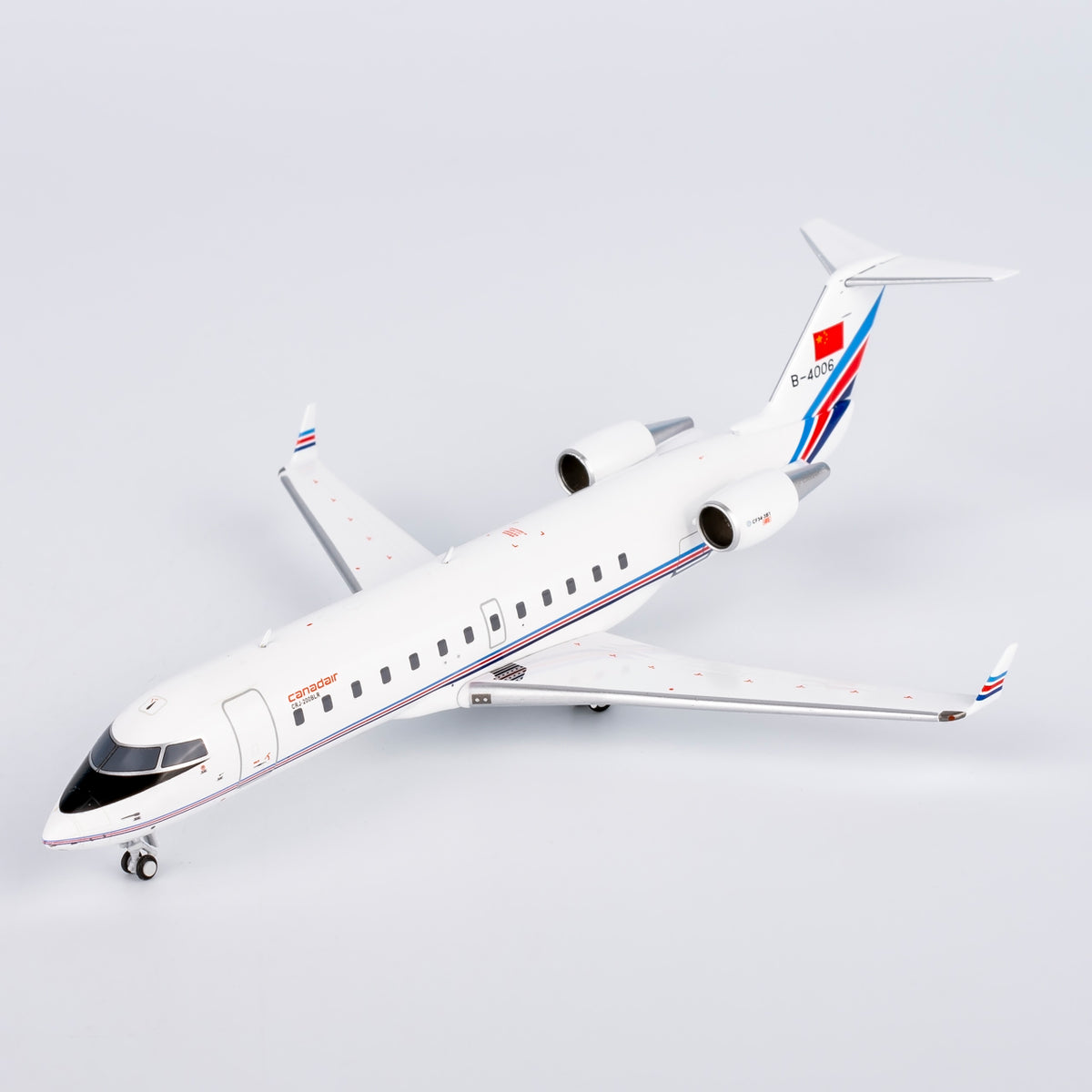 1/200 PLA Air Force CRJ-200LR B-4006 NG52092
