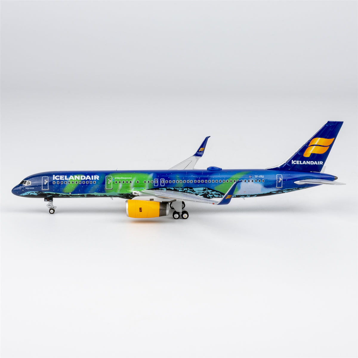 1/400 Icelandair Boeing 757-200 TF-FIU "Luxurious Packaging Restock expected December." NG53211