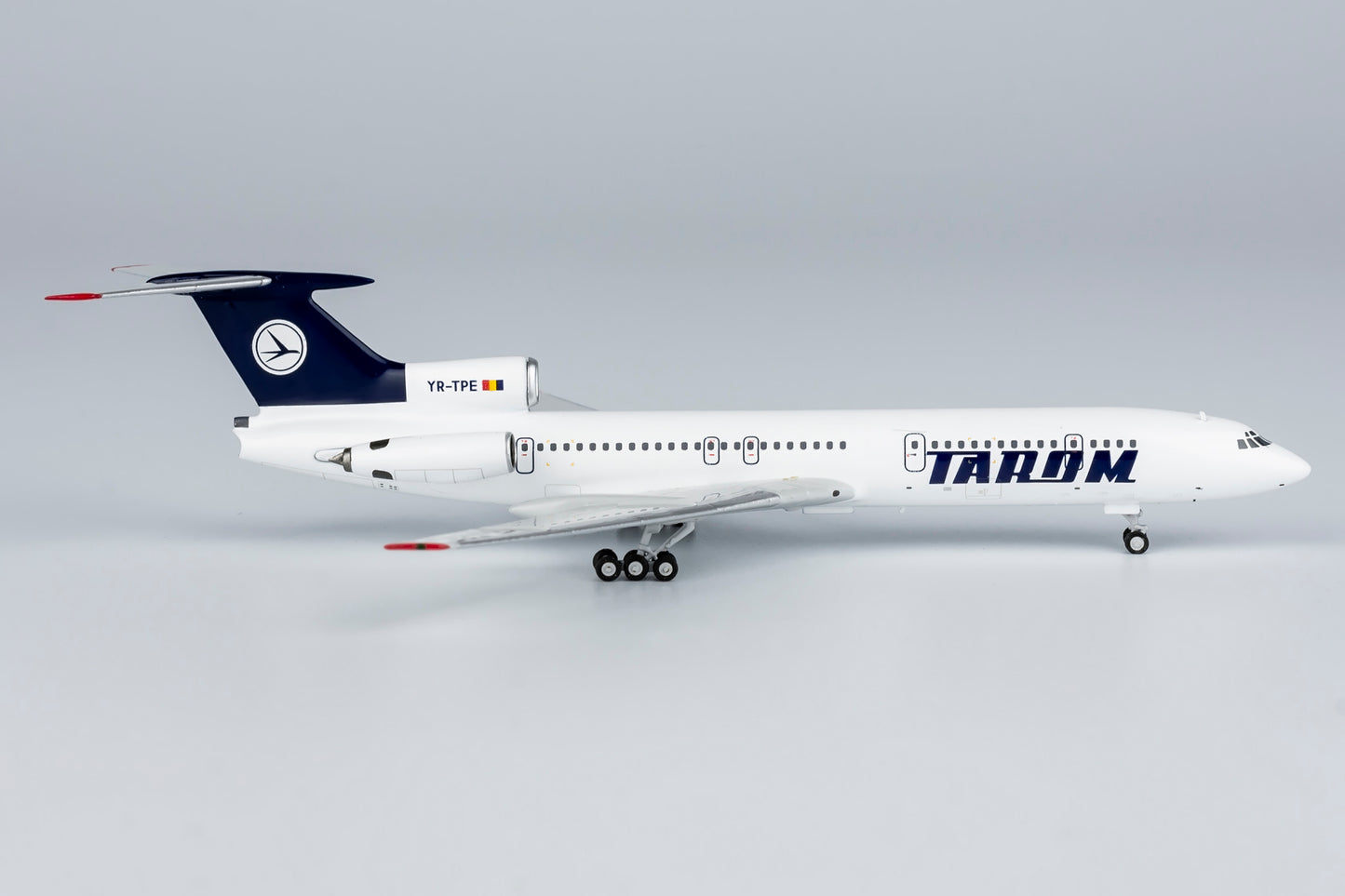 Tarom Tupolev Tu-154B YR-TPE