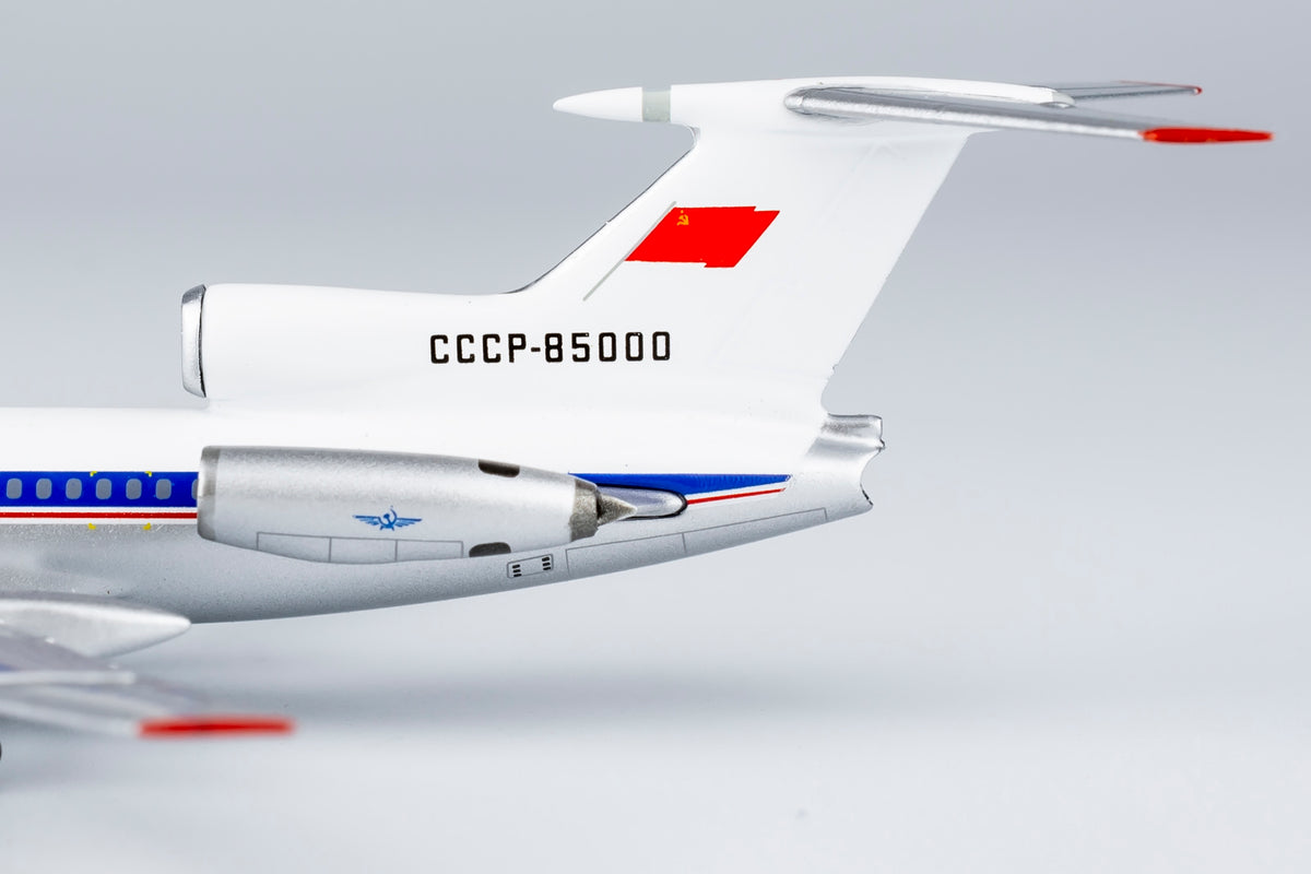 1/400 Aeroflot Tupolev TU-154 CCCP-85000 NG54016