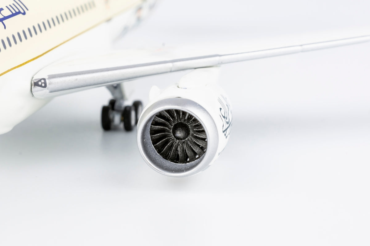 1/400 Saudia Boeing 787-9 HZ-AR13 NG55078