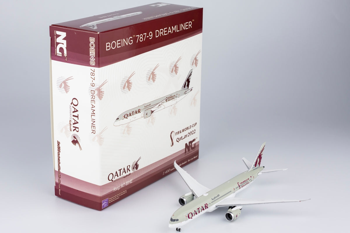 1/400 Qatar Boeing 787-9 A7-BHE NG55105 - cover