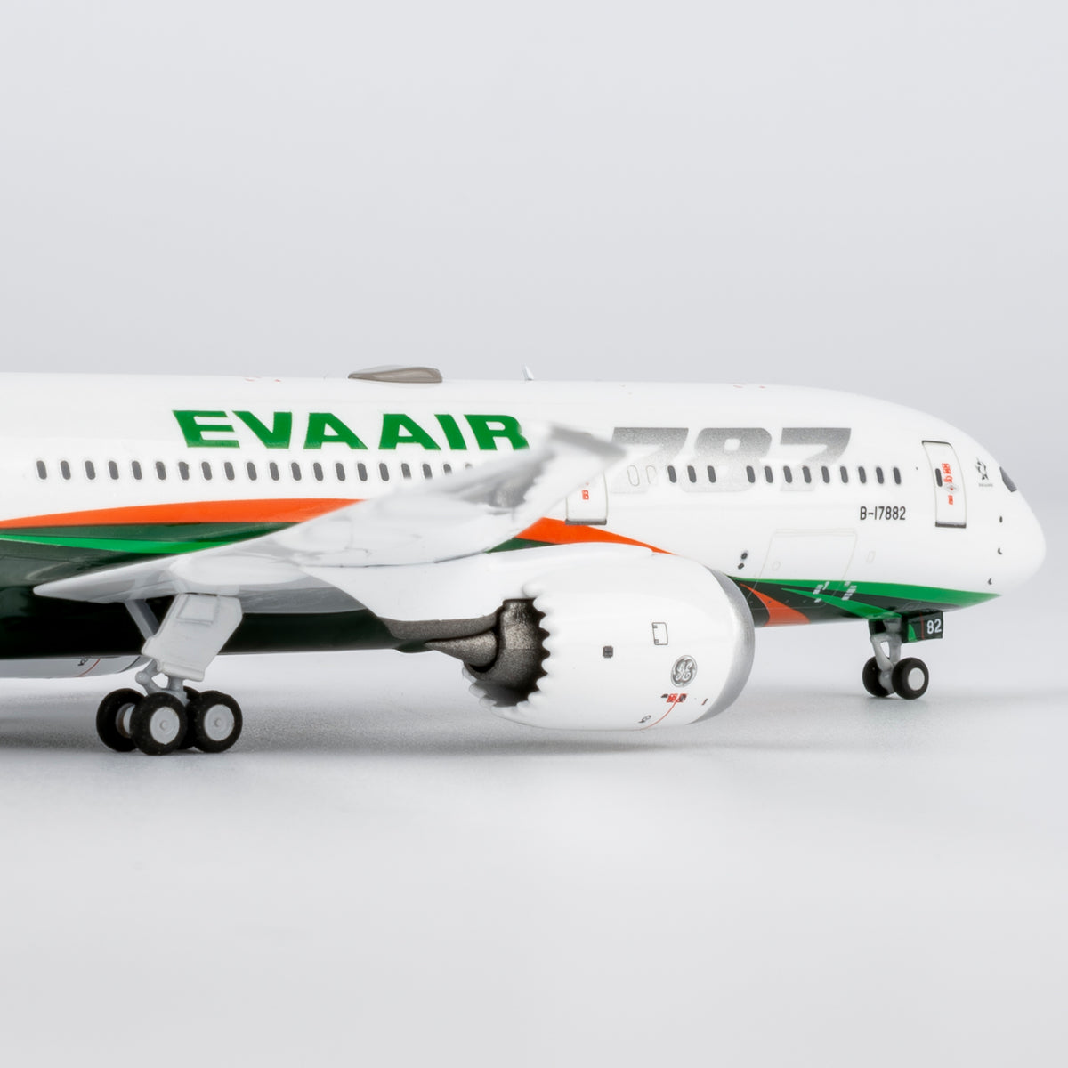 1/400 EVA Air Boeing 787-9 B-17882 NG55143