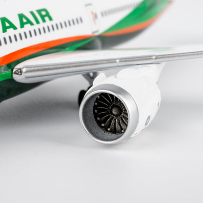 1/400 EVA Air Boeing 787-9 B-17882 NG55143