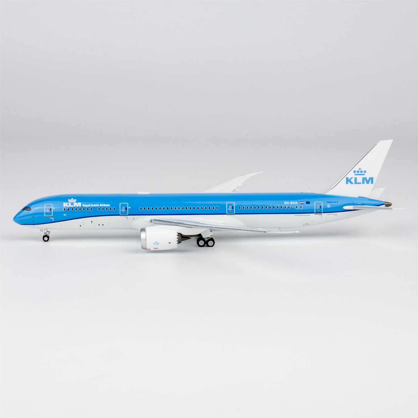KLM Boeing 787-9 Dreamliner "Carnation / Anjer" PH-BHA