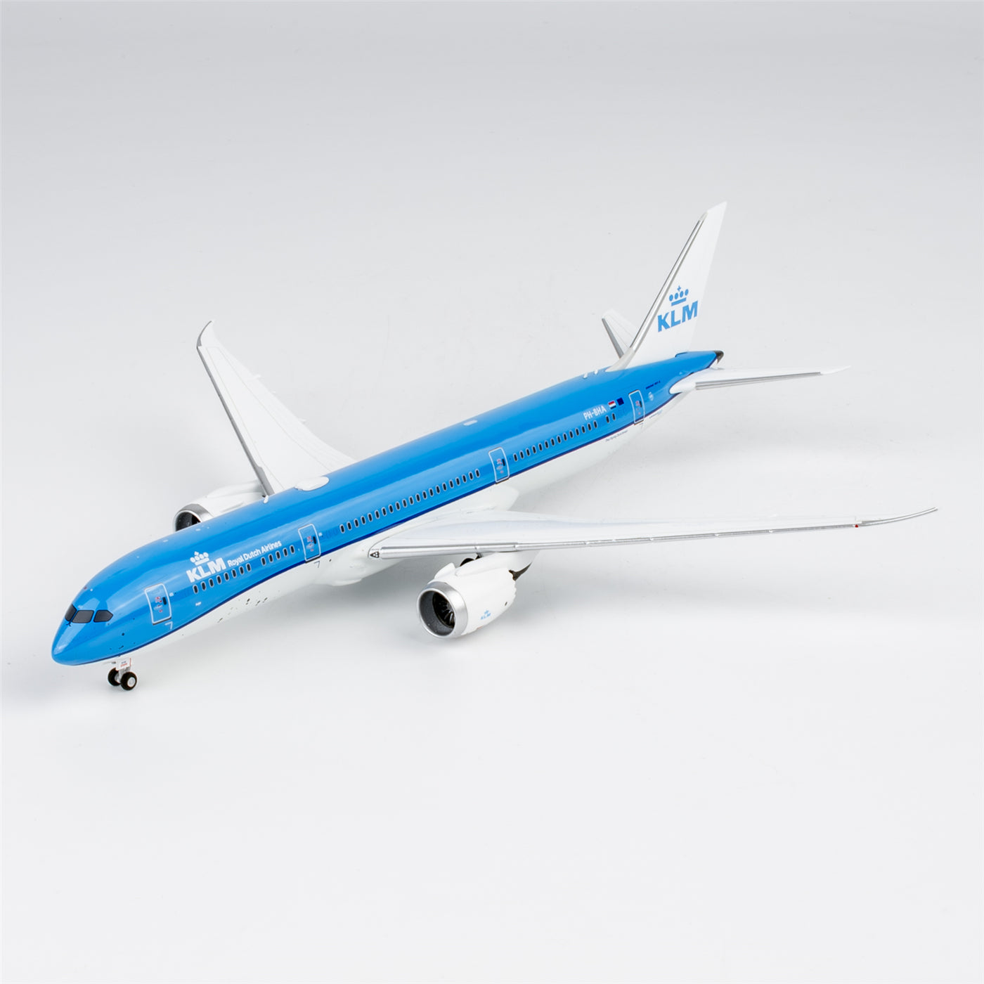 KLM Boeing 787-9 Dreamliner "Carnation / Anjer" PH-BHA