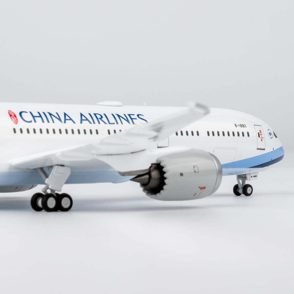 1/400 China Airlines Boeing 787-9 B-18811 "first 787-9 for China Airlines ULTIMATE with luxurious package" NG55158