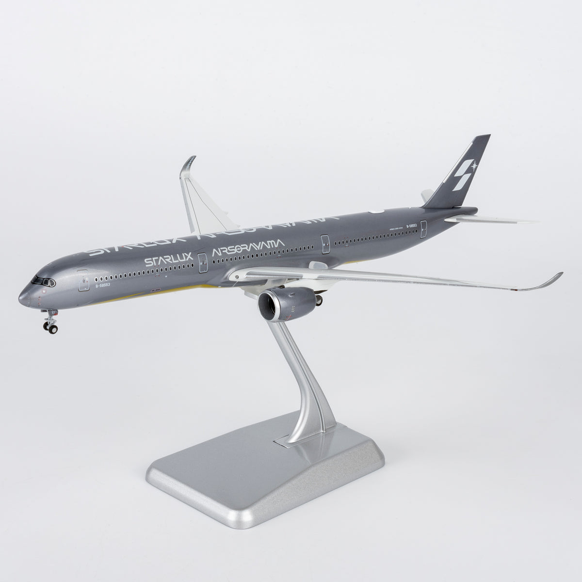 1/400 Starlux Airlines Airbus A350-1000 B-58553 "Airsorayama Silver; Luxurious packaging" NG57045